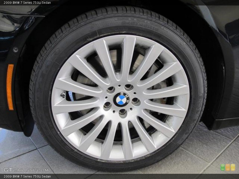 2009 BMW 7 Series 750Li Sedan Wheel and Tire Photo #61836579