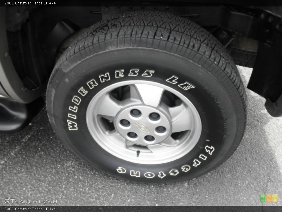 2001 Chevrolet Tahoe LT 4x4 Wheel and Tire Photo #61839621
