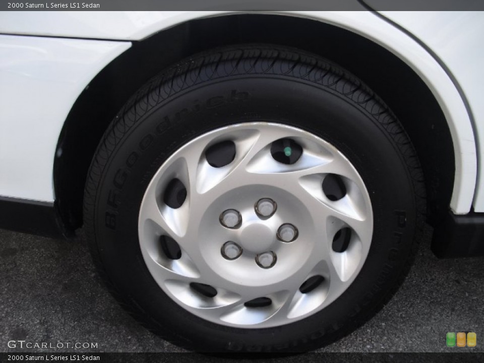 2000 Saturn L Series LS1 Sedan Wheel and Tire Photo #61858910