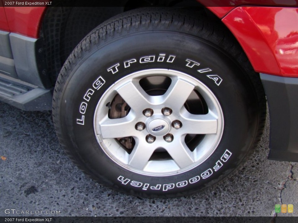 2007 Ford Expedition XLT Wheel and Tire Photo #61865051