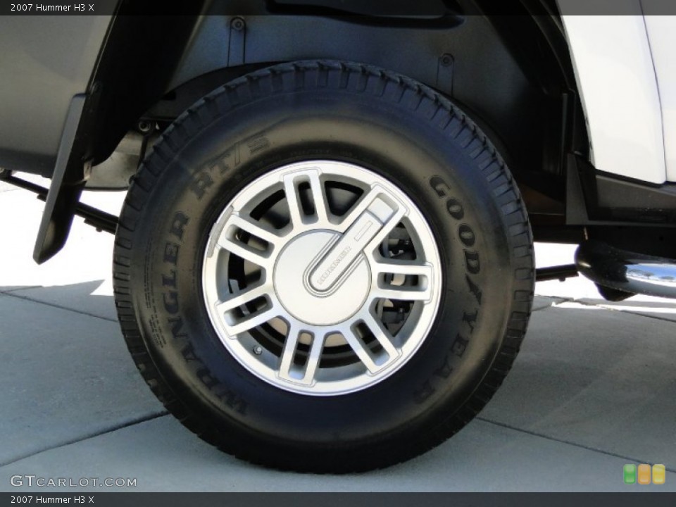 2007 Hummer H3 X Wheel and Tire Photo #61952912