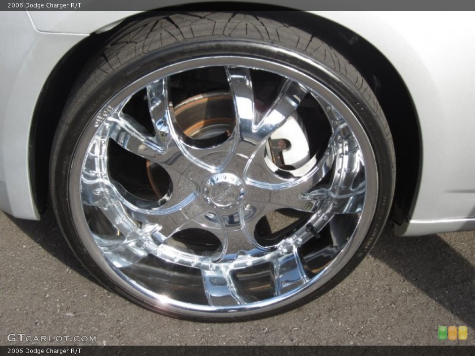 2006 Dodge Charger Custom Wheel and Tire Photo #62040779