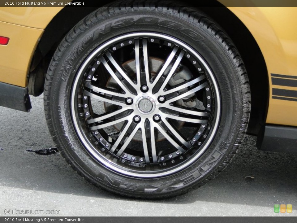 2010 Ford Mustang Custom Wheel and Tire Photo #62174017