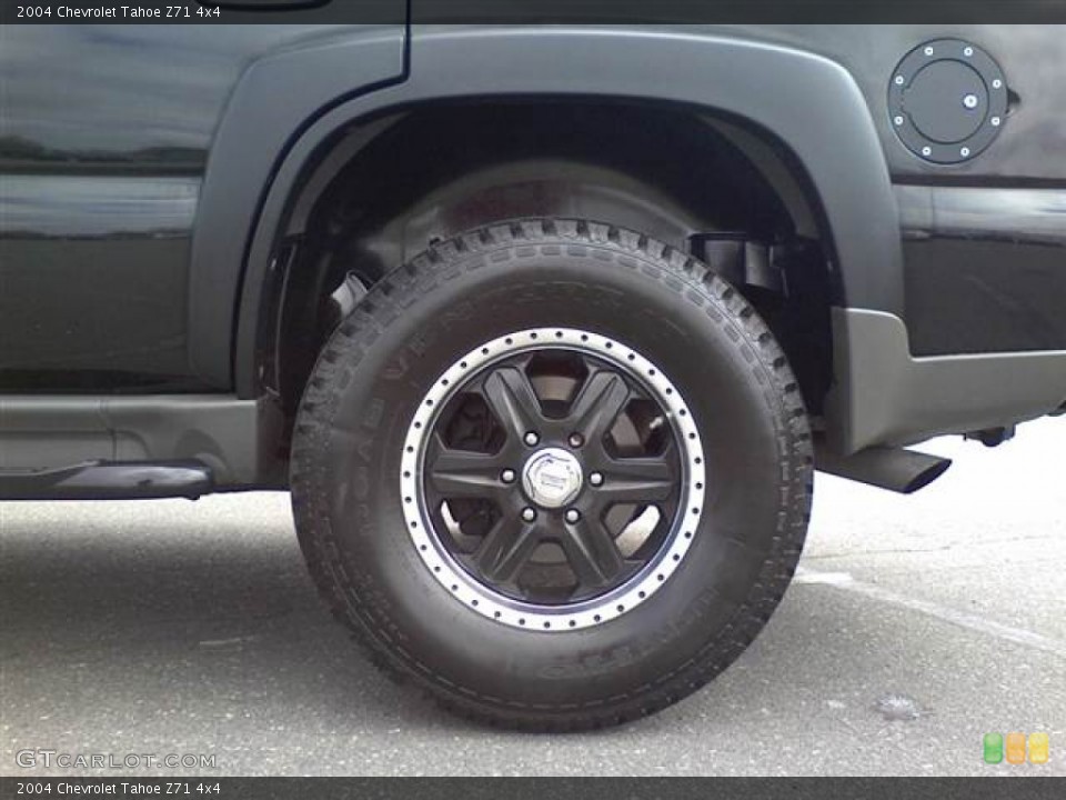 2004 Chevrolet Tahoe Custom Wheel and Tire Photo #62268472