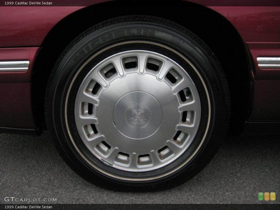 1999 Cadillac DeVille Sedan Wheel and Tire Photo #62338010