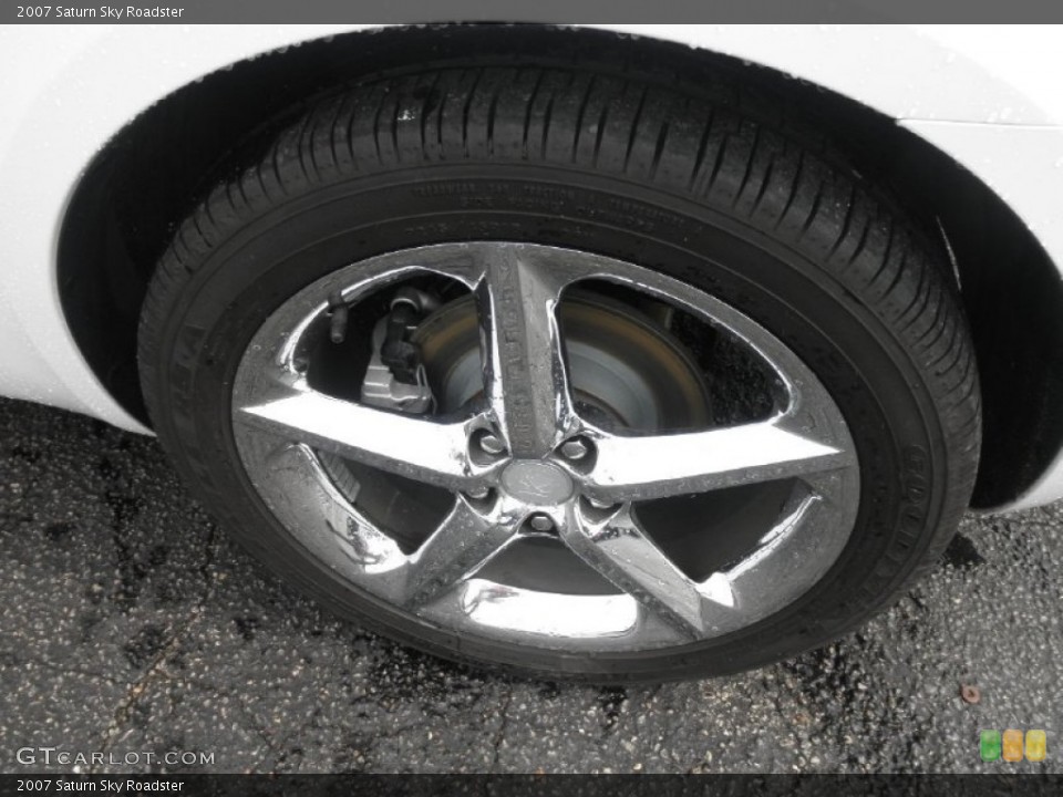 2007 Saturn Sky Roadster Wheel and Tire Photo #62405078