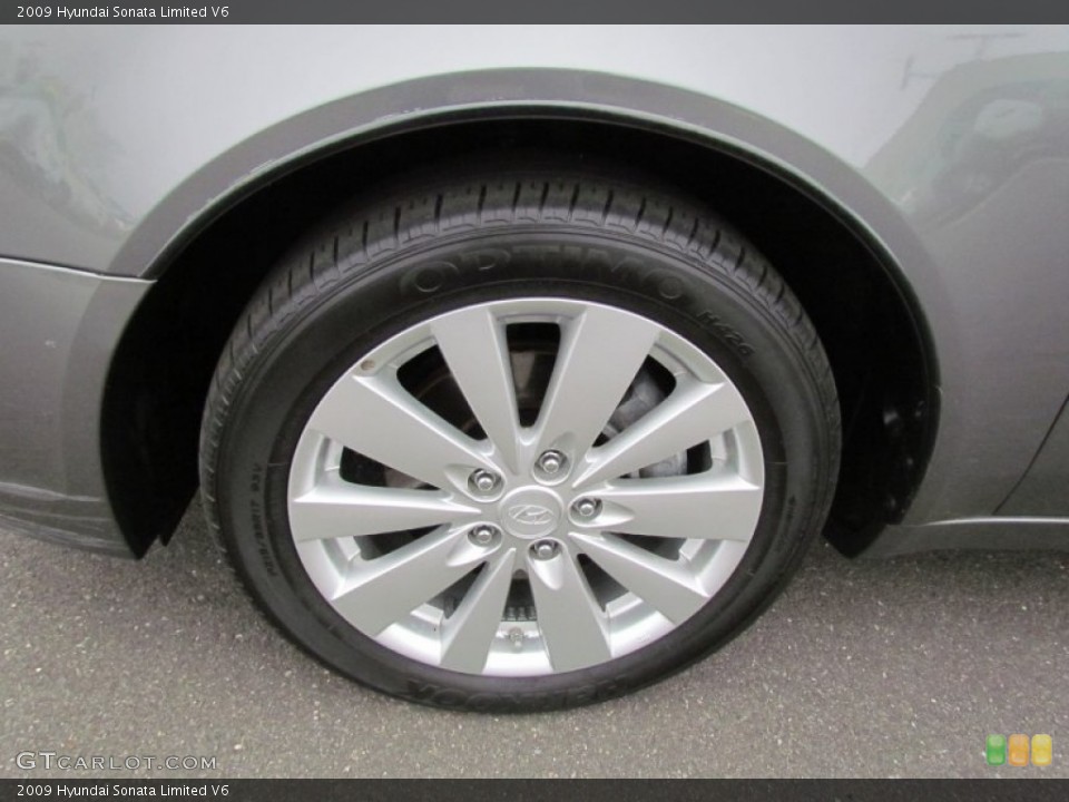 2009 Hyundai Sonata Limited V6 Wheel and Tire Photo #62408559