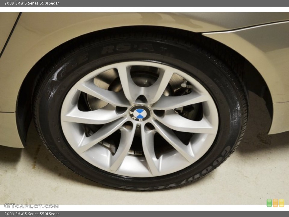 2009 BMW 5 Series 550i Sedan Wheel and Tire Photo #62412334