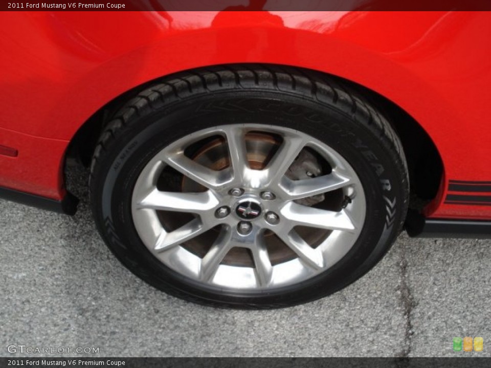 2011 Ford Mustang V6 Premium Coupe Wheel and Tire Photo #62418423