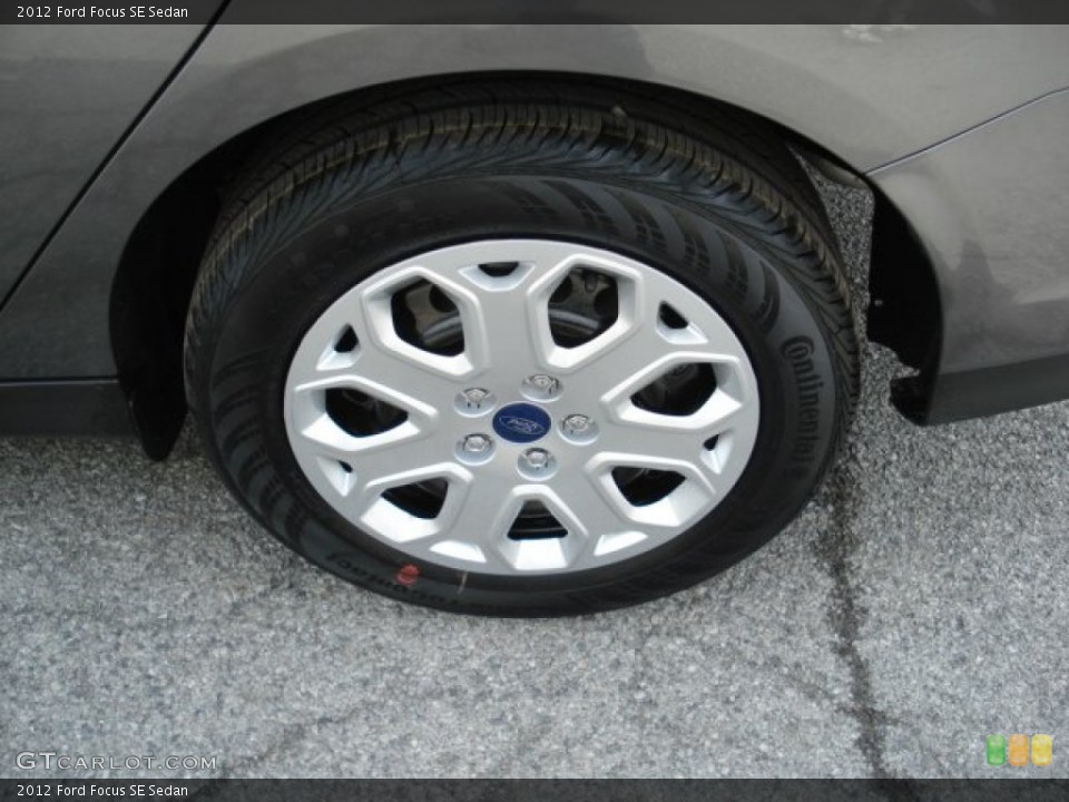 2012 Ford Focus SE Sedan Wheel and Tire Photo #62420379