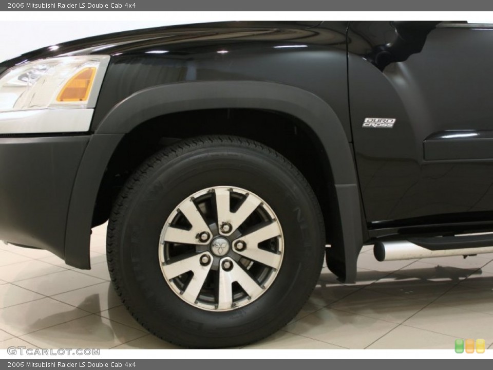 2006 Mitsubishi Raider LS Double Cab 4x4 Wheel and Tire Photo #62442424