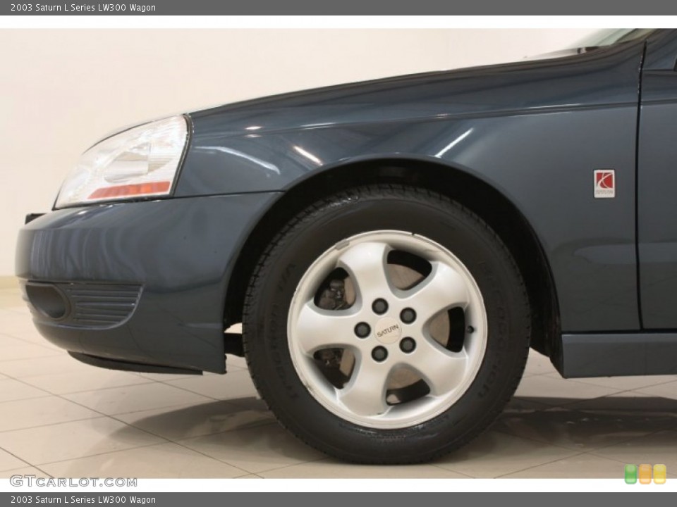 2003 Saturn L Series LW300 Wagon Wheel and Tire Photo #62444111