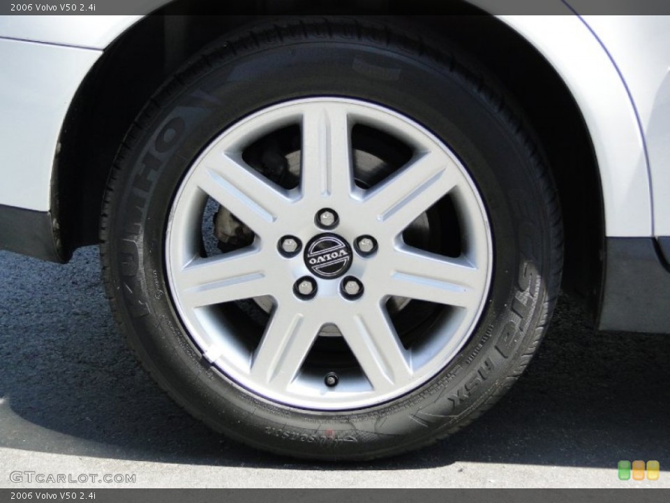 2006 Volvo V50 2.4i Wheel and Tire Photo #62501382