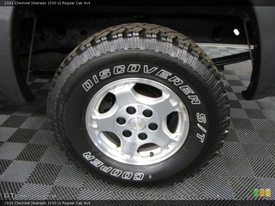 2001 Chevrolet Silverado 1500 LS Regular Cab 4x4 Wheel and Tire Photo #62543962