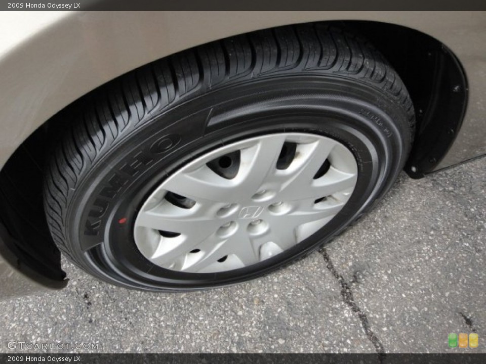 2009 Honda Odyssey LX Wheel and Tire Photo #62578372