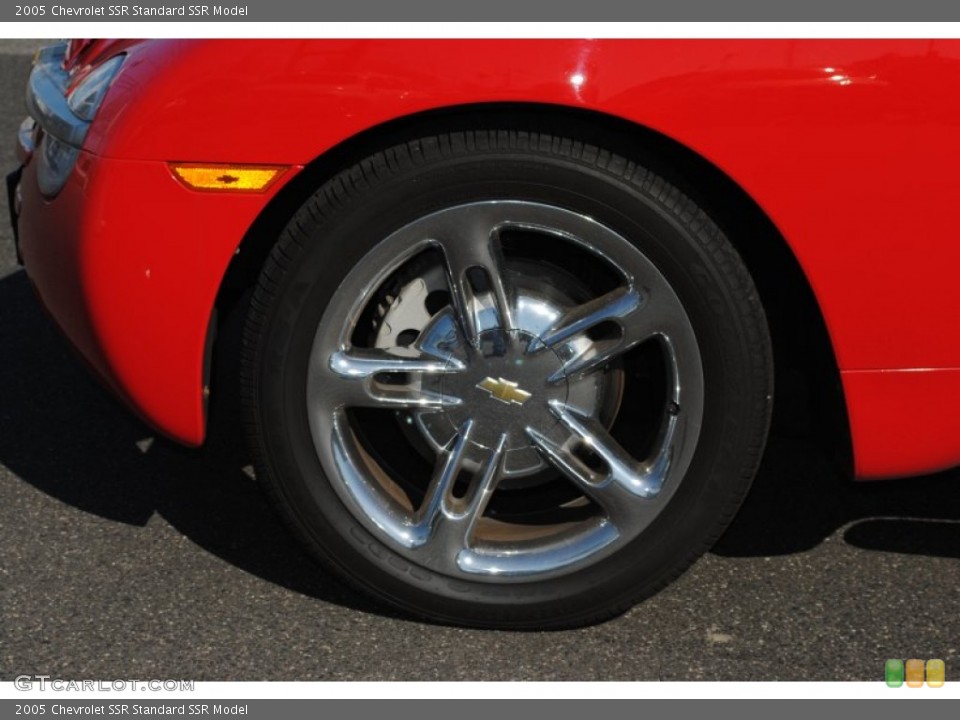 2005 Chevrolet SSR  Wheel and Tire Photo #62611339