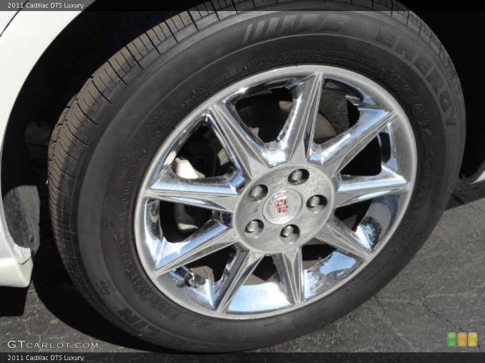 2011 Cadillac DTS Luxury Wheel and Tire Photo #62662068