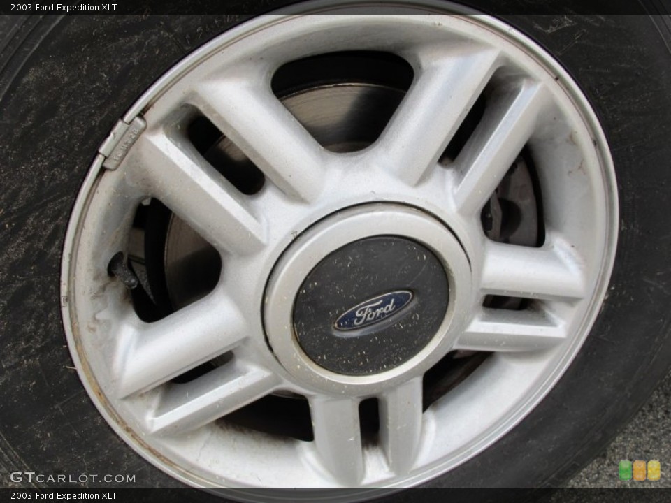 2003 Ford Expedition XLT Wheel and Tire Photo #62732206