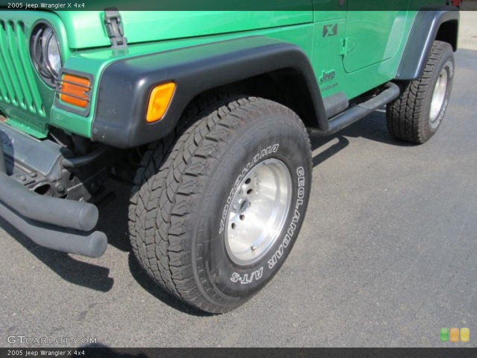 2005 Jeep Wrangler Custom Wheel and Tire Photo #62767007