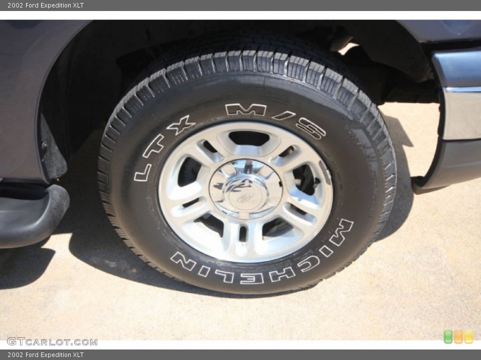 2002 Ford Expedition XLT Wheel and Tire Photo #62768988