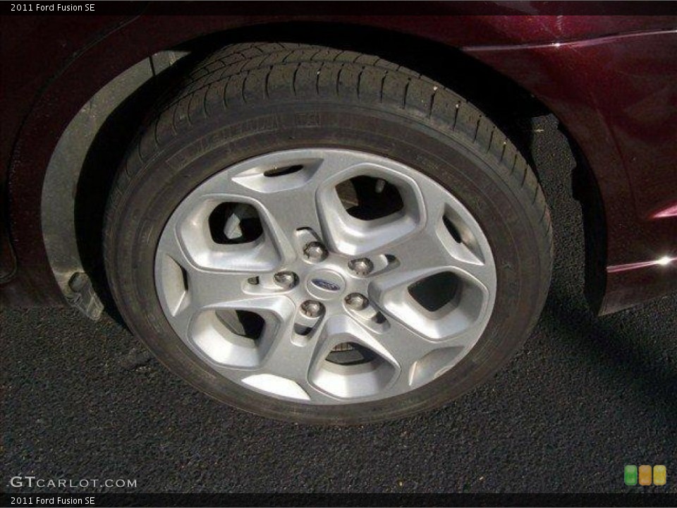 2011 Ford Fusion SE Wheel and Tire Photo #62781570