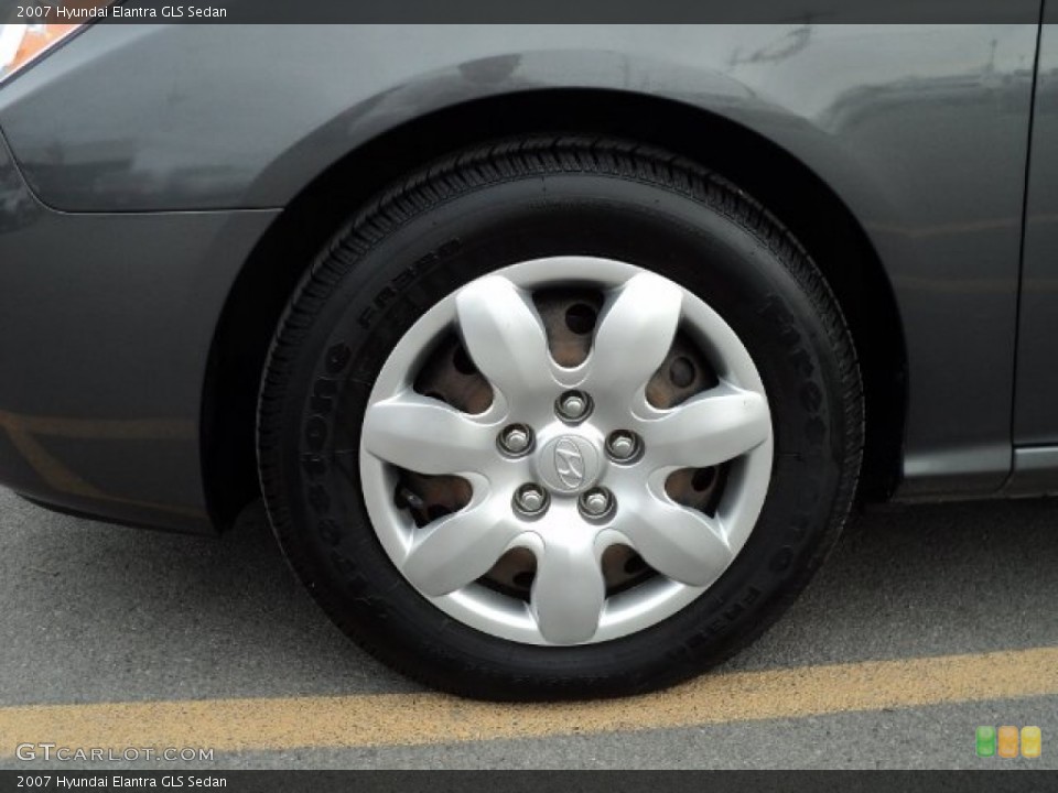 2007 Hyundai Elantra GLS Sedan Wheel and Tire Photo #62816575