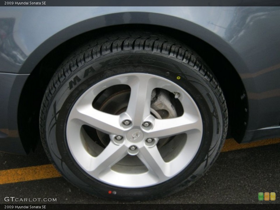 2009 Hyundai Sonata SE Wheel and Tire Photo #62816998