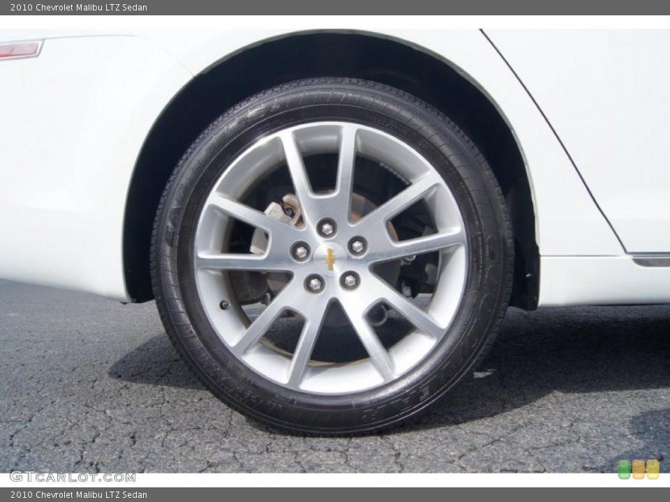2010 Chevrolet Malibu LTZ Sedan Wheel and Tire Photo #62836383