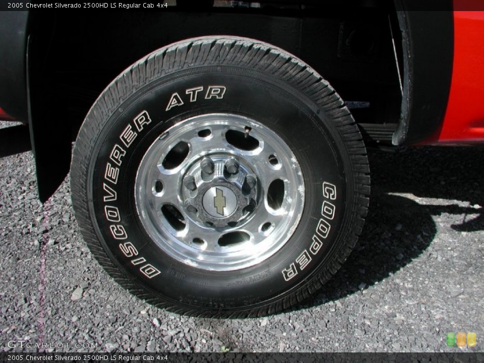 2005 Chevrolet Silverado 2500HD LS Regular Cab 4x4 Wheel and Tire Photo #62887307