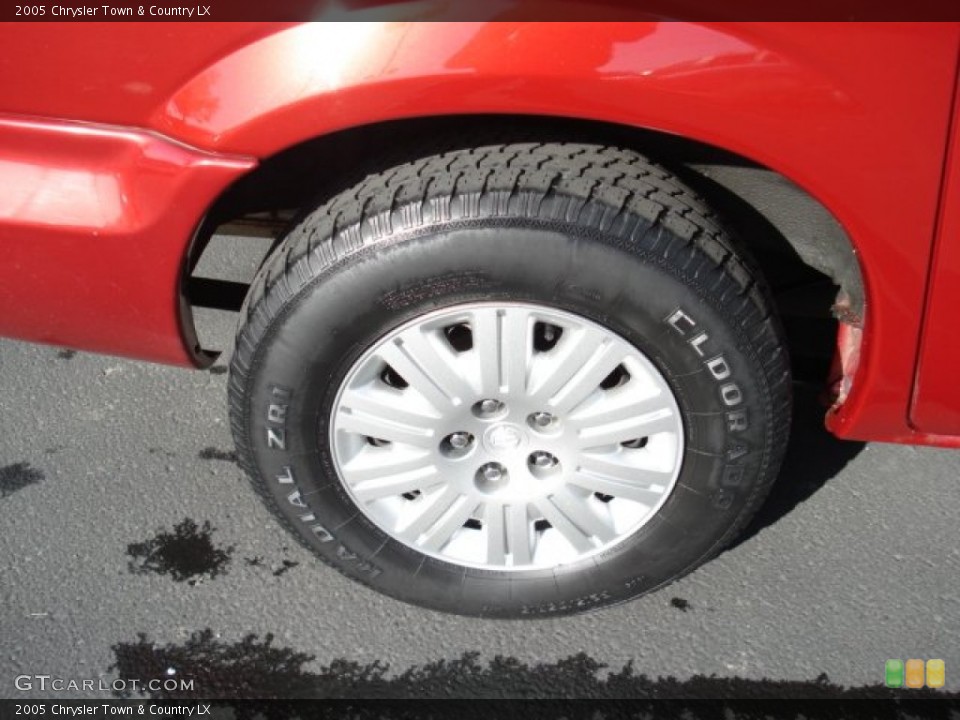 2005 Chrysler Town & Country LX Wheel and Tire Photo #62891492