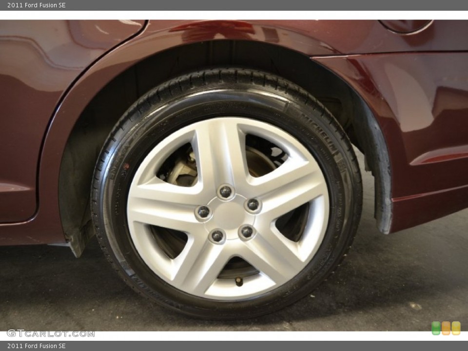 2011 Ford Fusion SE Wheel and Tire Photo #62913881