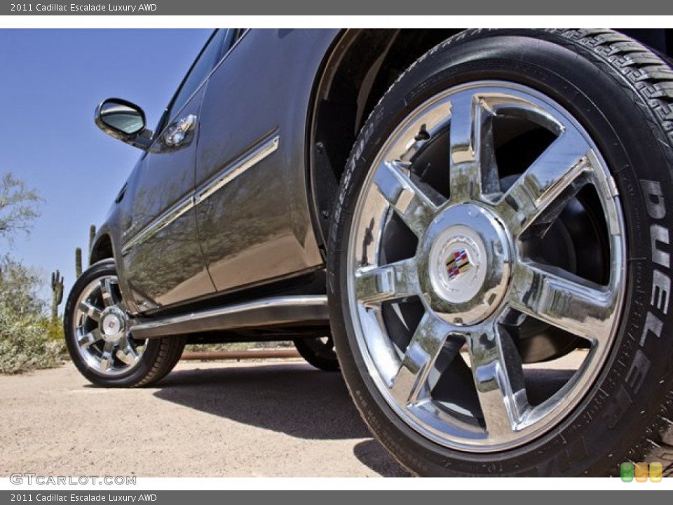 2011 Cadillac Escalade Luxury AWD Wheel and Tire Photo #62918700