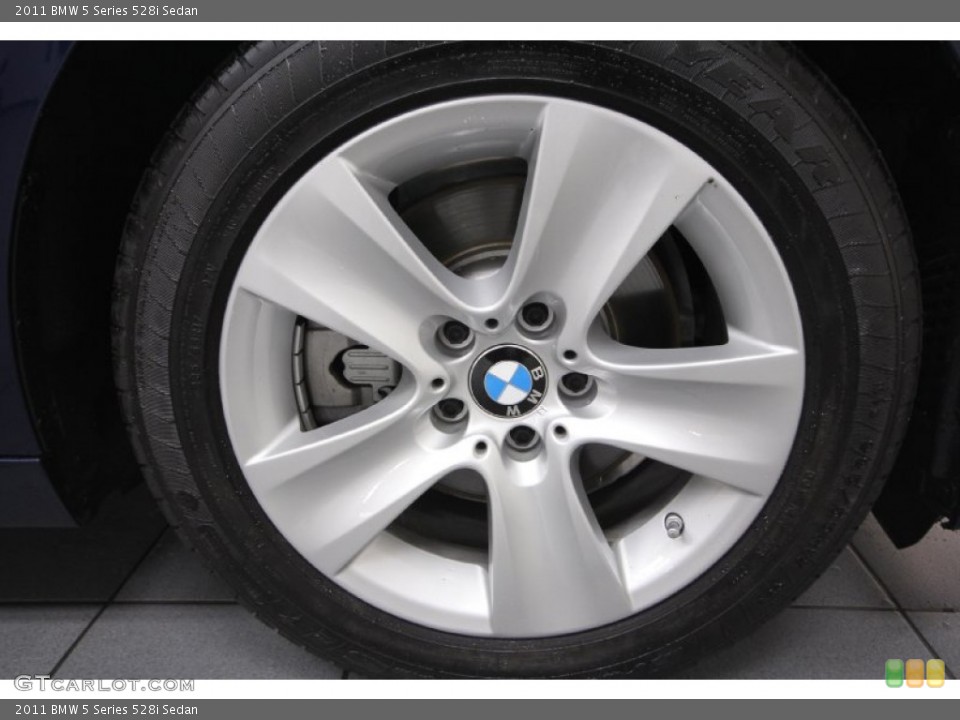 2011 BMW 5 Series 528i Sedan Wheel and Tire Photo #63111195