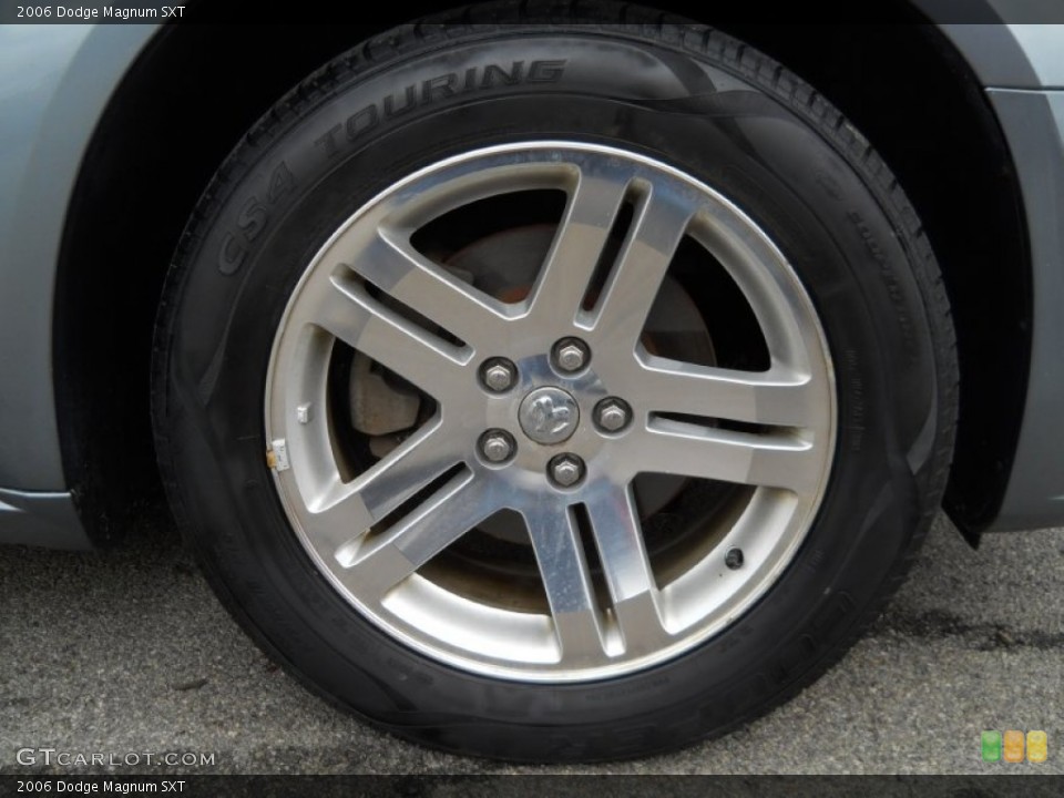 2006 Dodge Magnum SXT Wheel and Tire Photo #63142339