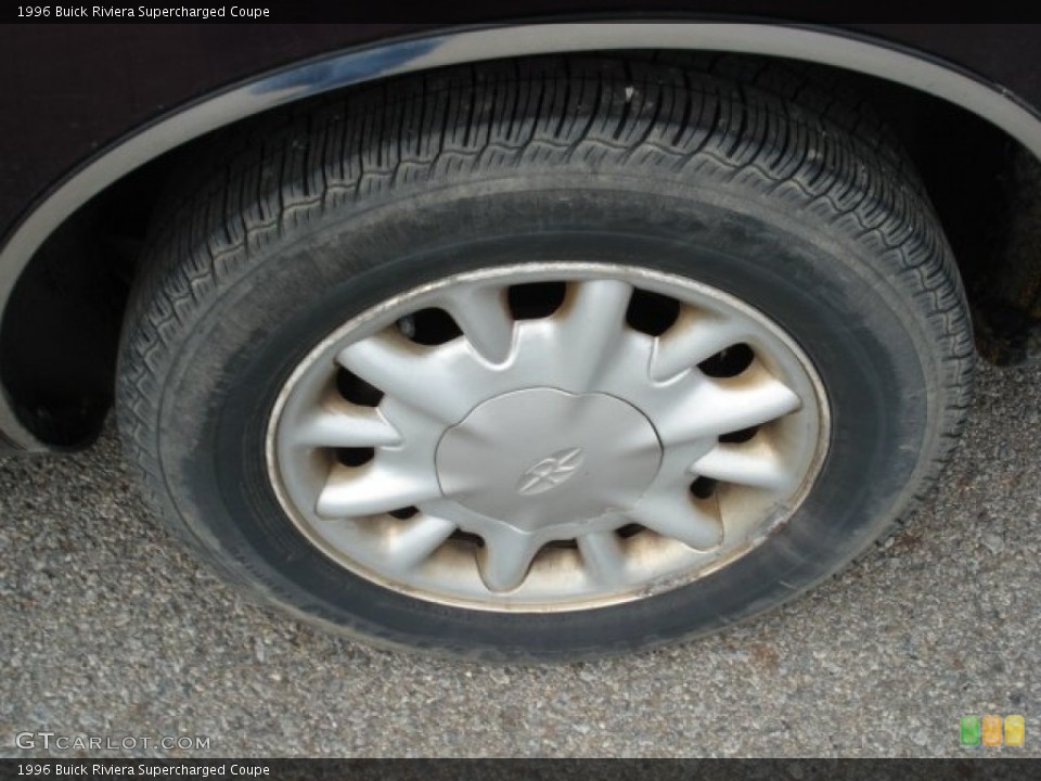 1996 Buick Riviera Supercharged Coupe Wheel and Tire Photo #63154473