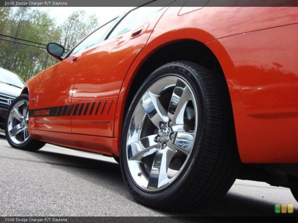2008 Dodge Charger R/T Daytona Wheel and Tire Photo #63192883
