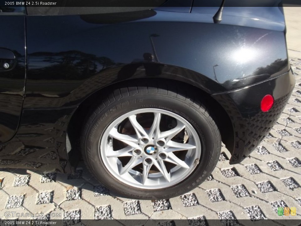 2005 BMW Z4 2.5i Roadster Wheel and Tire Photo #63204126