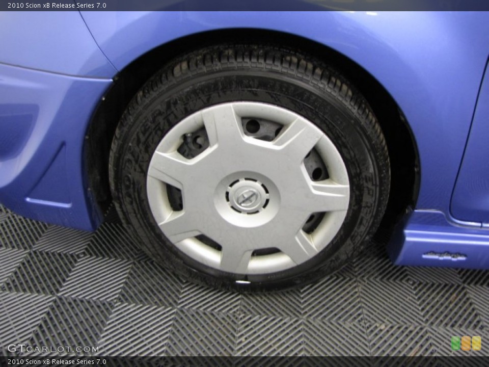 2010 Scion xB Release Series 7.0 Wheel and Tire Photo #63204522