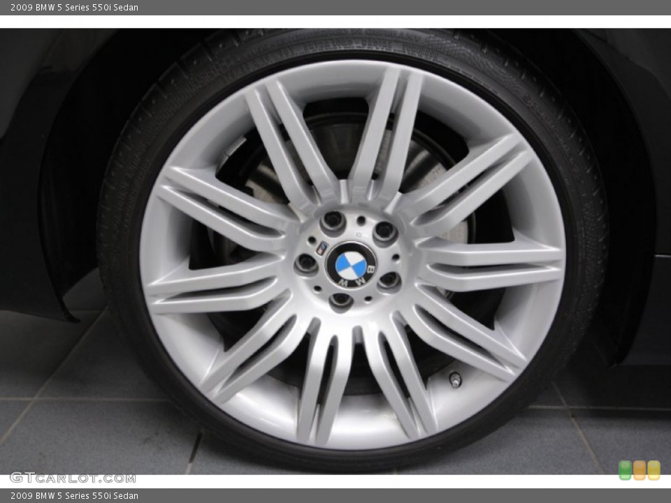 2009 BMW 5 Series 550i Sedan Wheel and Tire Photo #63207210