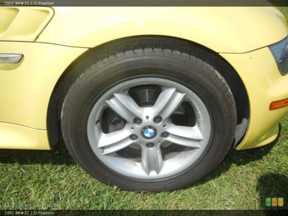 2002 BMW Z3 2.5i Roadster Wheel and Tire Photo #63260461