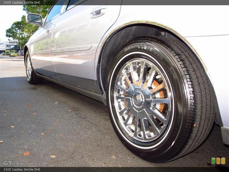 2005 Cadillac DeVille DHS Wheel and Tire Photo #63357014
