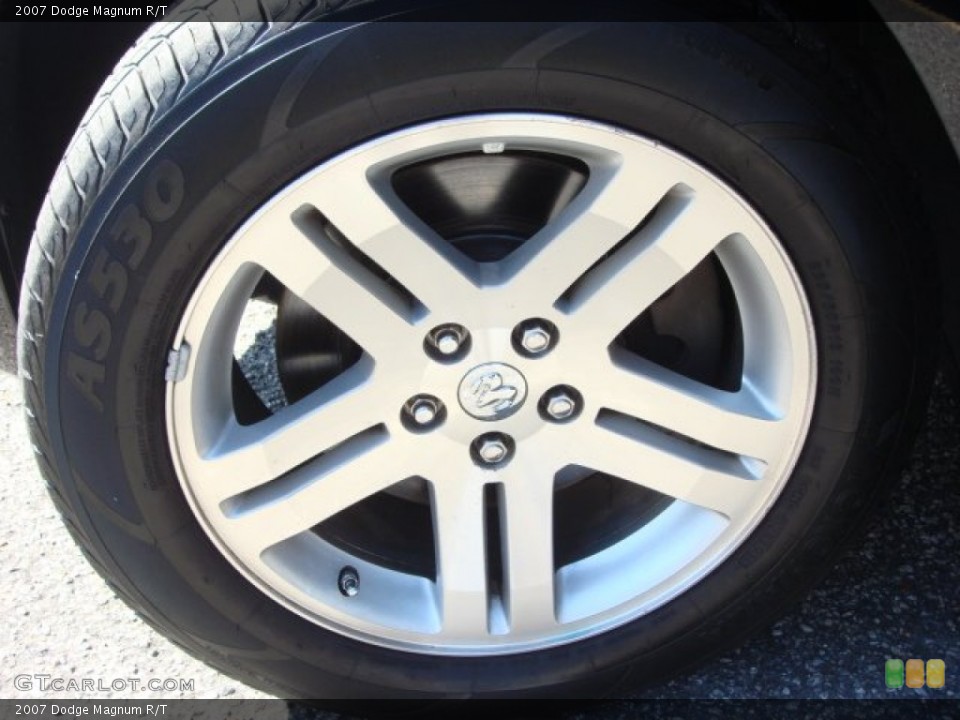 2007 Dodge Magnum R/T Wheel and Tire Photo #63407870