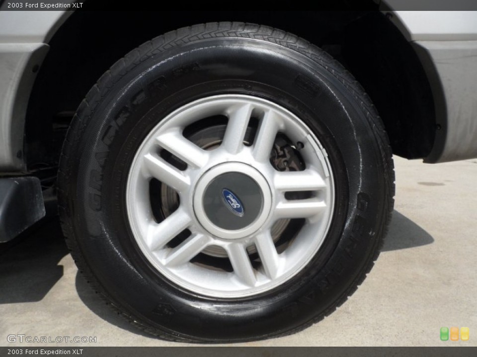 2003 Ford Expedition XLT Wheel and Tire Photo #63430655