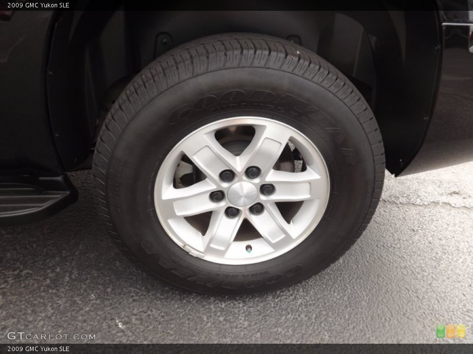 2009 GMC Yukon SLE Wheel and Tire Photo #63614047