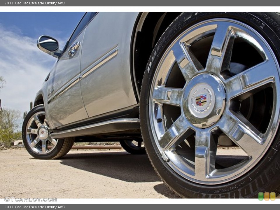 2011 Cadillac Escalade Luxury AWD Wheel and Tire Photo #63621700