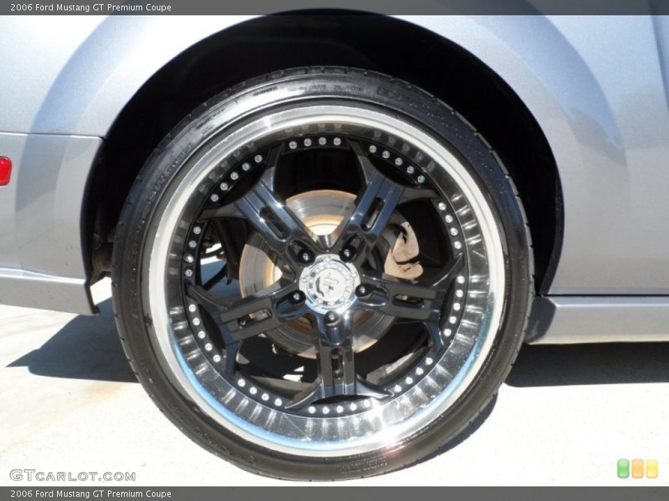 2006 Ford Mustang Custom Wheel and Tire Photo #64007385