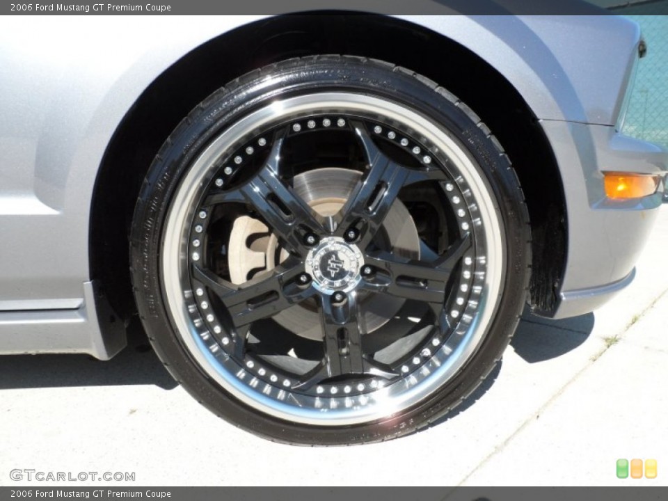 2006 Ford Mustang Custom Wheel and Tire Photo #64007392