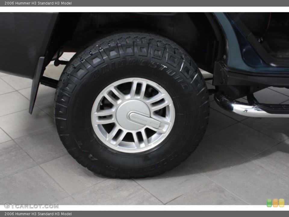 2006 Hummer H3  Wheel and Tire Photo #64074435