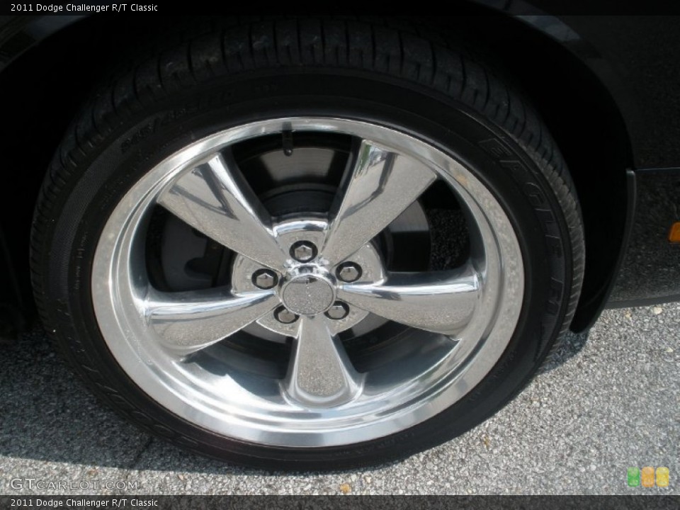 2011 Dodge Challenger R/T Classic Wheel and Tire Photo #64172740