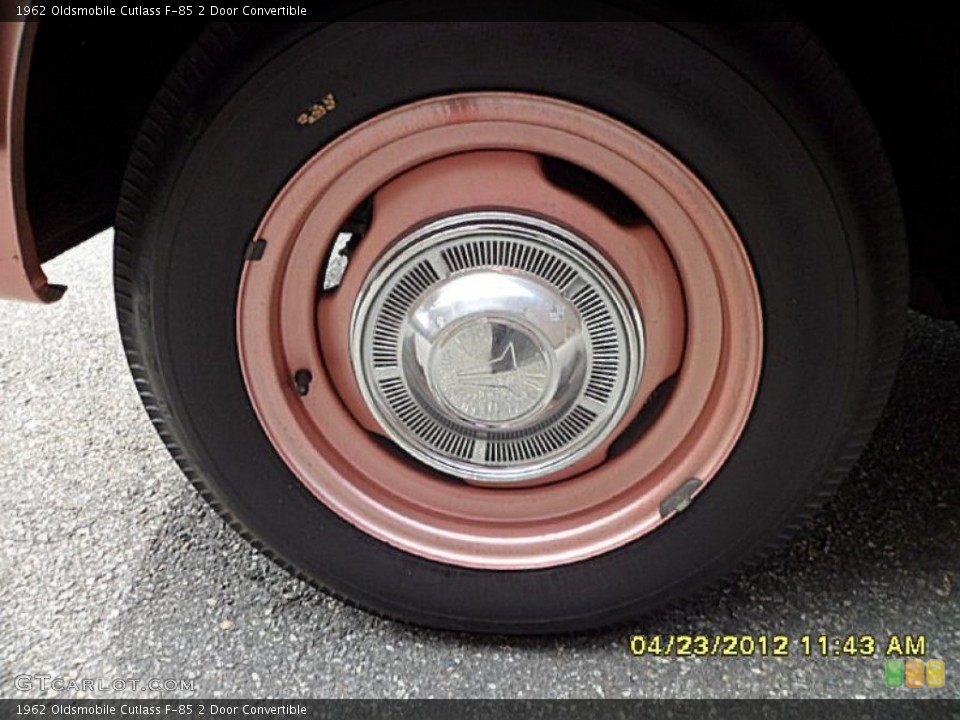 1962 Oldsmobile Cutlass Wheels and Tires